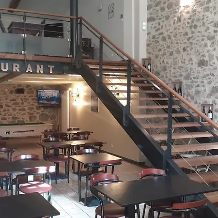 מלון La Boule D'or 2*