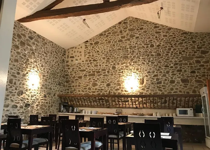 La Boule D'or 2* פוזוז'